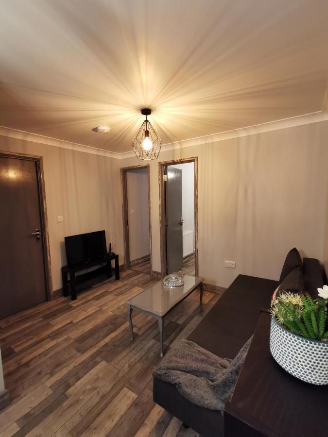 Palaz 2 - 2 Bedroom Flat Edmonton Extérieur photo
