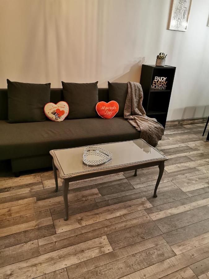 Palaz 2 - 2 Bedroom Flat Edmonton Extérieur photo